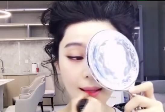 范冰冰沉迷种草护肤品难自拔,多款推荐涨价卖