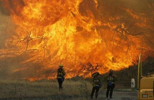 美国2018年3万多平方公里土地被大火烧毁,看