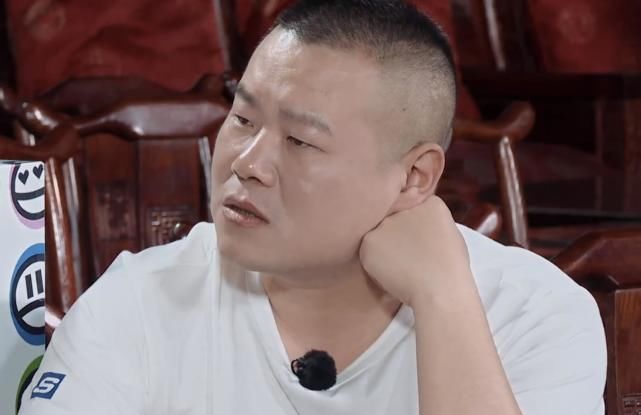 这就是开外挂!德云社团综岳云鹏救场,直接帮张鹤伦拿了个第一