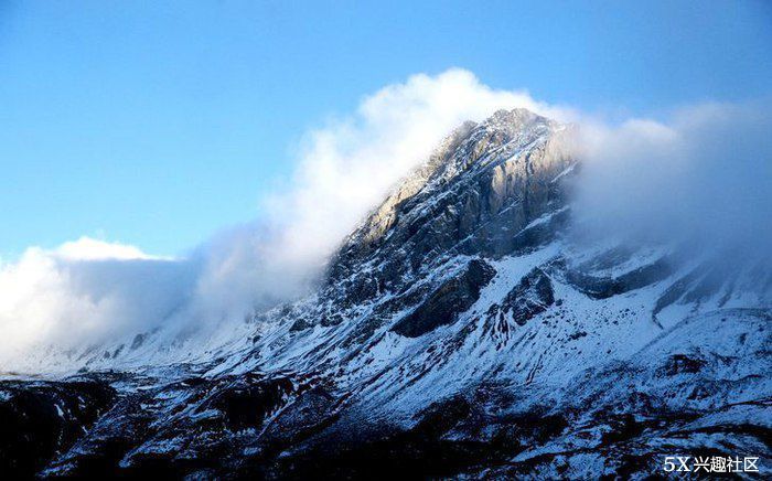 七人五车穿越无人区，遭遇风雪袭击，各种惊险刺激~