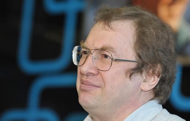 比特币20分钟内暴跌200美元,幕后黑手竟是世界第一巨骗的子孙?