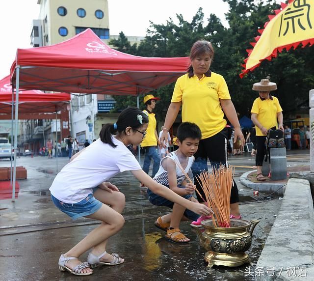 广东阳江东平渔港伏季开渔好特别 不请大媒体