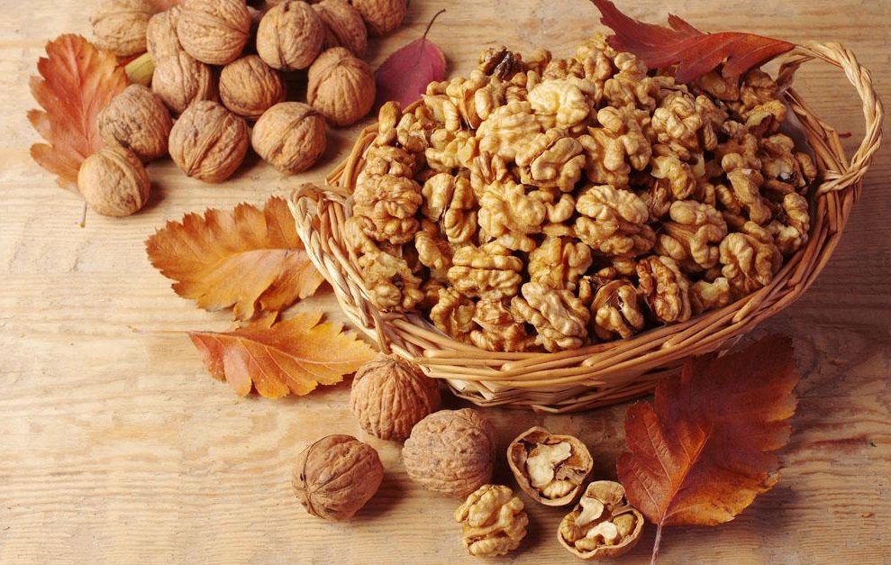 核桃这个部分可以泡水喝,它的营养功效你知道