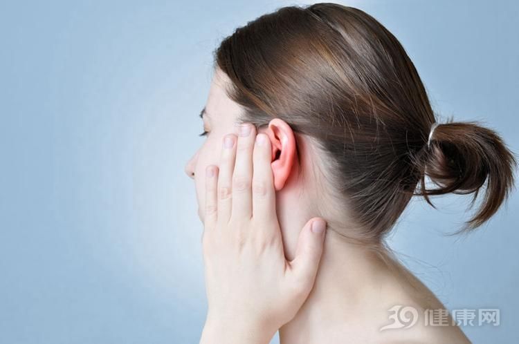 如果身体有这些异常，很可能是鼻咽癌“报到”!