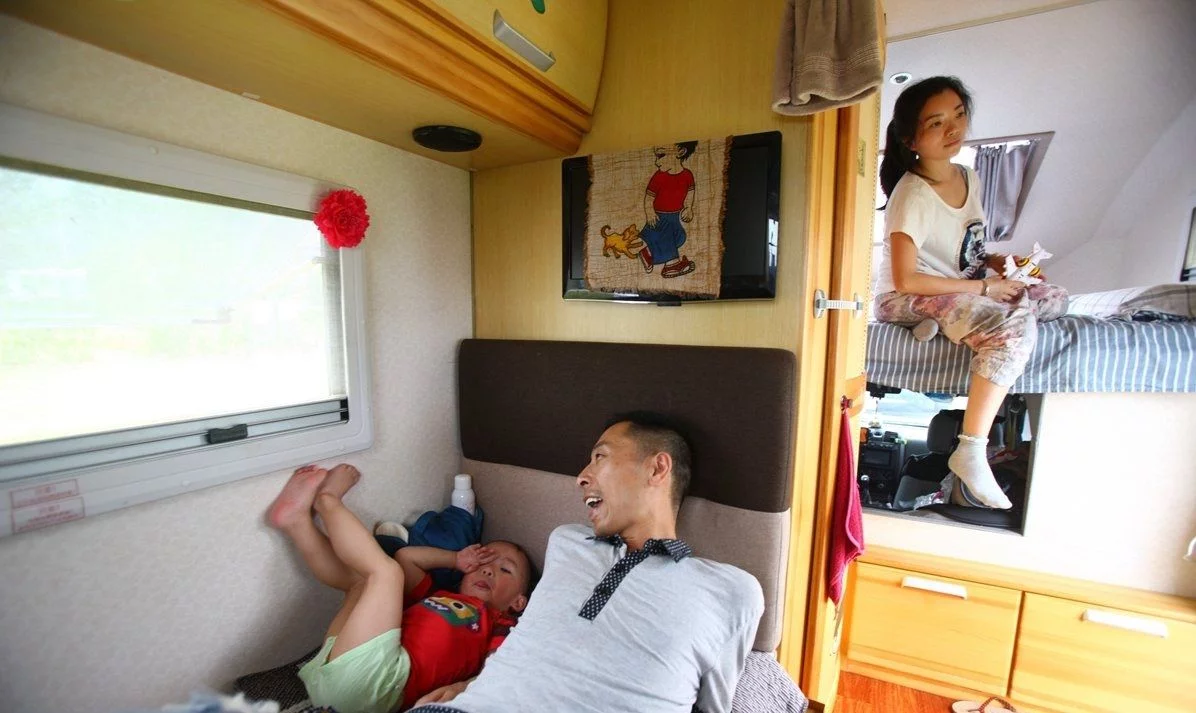 转:这对中国夫妻住在几平米的房子里,却愉快的玩遍大半个中国 - 孟宪民 - 书法家孟宪民的博客 转:这对中国夫妻住在几平米的房子里,却愉快的玩遍大半个中国 - 孟宪民 - 书法家孟宪民的博客
