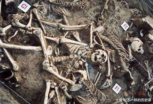 长平之战45万赵军, 是如何惨死的? 看看尸骨发