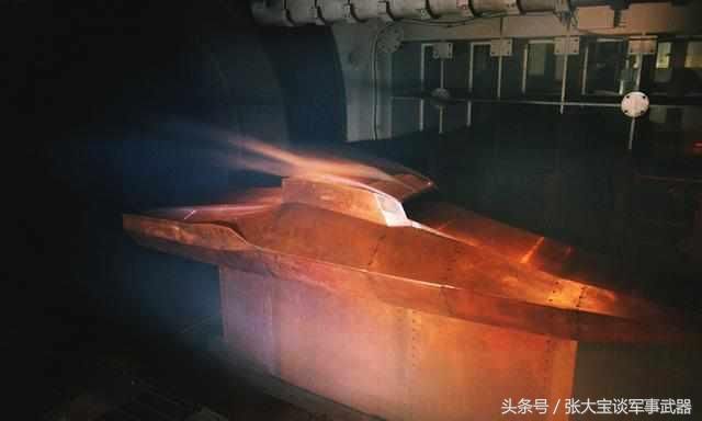 国产舰载反舰弹道导弹在研,高超音速导弹打击