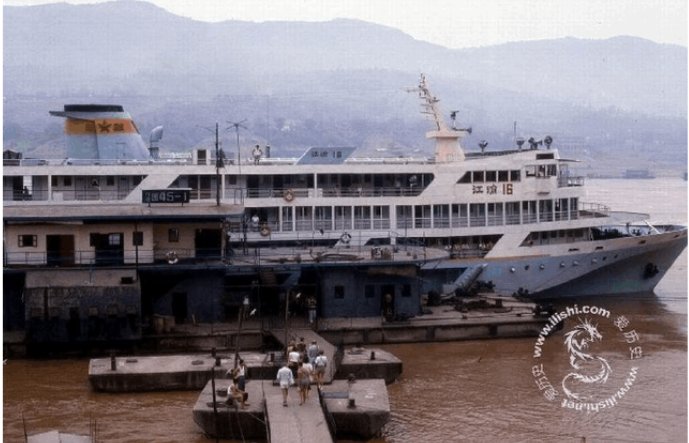 一代人的回忆--长江上的江渝客轮