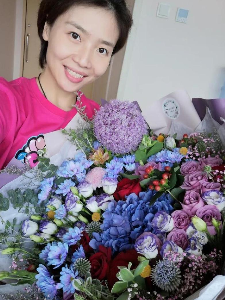 感动!魏秋月动刀老公袁灵犀只陪1天 拒向郎平请假:绝不拖女排后腿