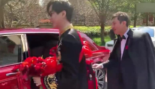 王思聪买2只鸭子当宠物,看到价格后傻眼,网友