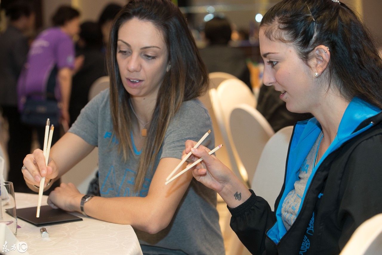 2018世界女排联赛香港站欢迎晚宴,感受女排姑