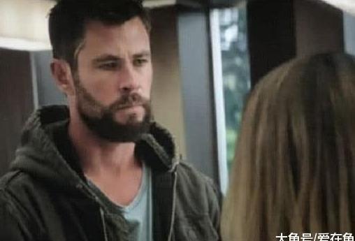 复联4中雷神从型男变肥仔, 原来并非特效, 网友