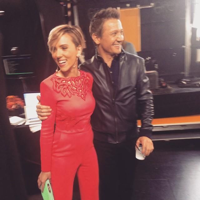 鹰眼 新发型为《复联4》而留,不嫉妒 黑寡妇 有