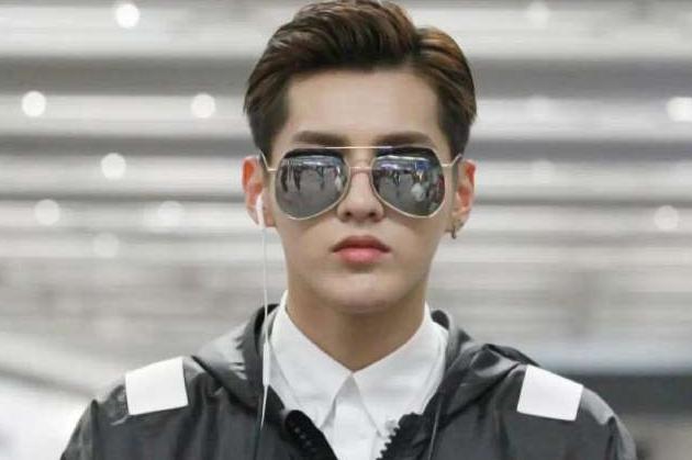 现在开始非中国国籍的人禁止用中国护照? 网友