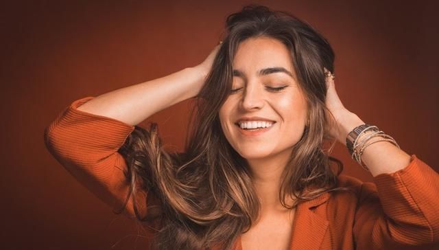 微信怎么发动态图片的朋友圈