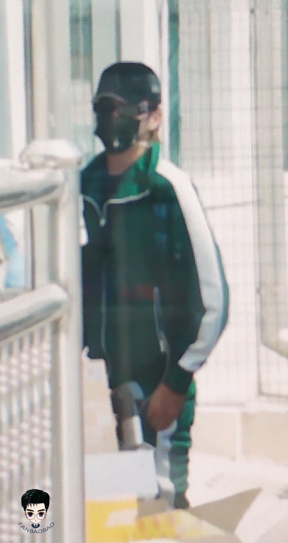 神奇小凡在哪里之吴亦凡北京飞多伦多 今日是