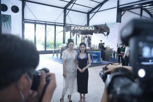 黄圣依、董璇罕见同框，一个是贵妇一个是单身妈妈，谁的状态更好
