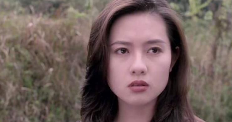 李丽珍女儿近照曝光，22岁气质突出，继承妈妈的优点