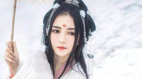 女人绝经越晚身体越好?其实在这个年龄段绝经