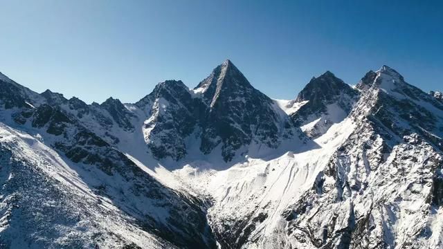 门票只要9.9！成都自驾3h，邂逅阿坝小瑞士！踏青、赏花、泡温泉
