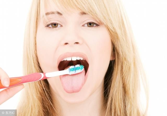 刷牙老是恶心干呕?看完这篇终于解决这个问题