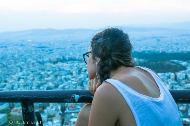 这里有座狼山，但是山上没有狼