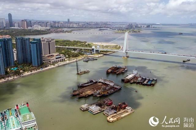 第4号台风逐渐靠近海南 部分船只进港避风