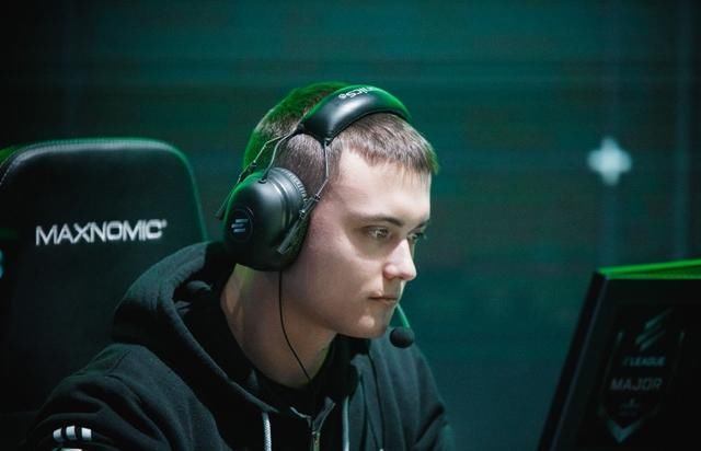 csgo战队世界排名_csgo茄子(3)