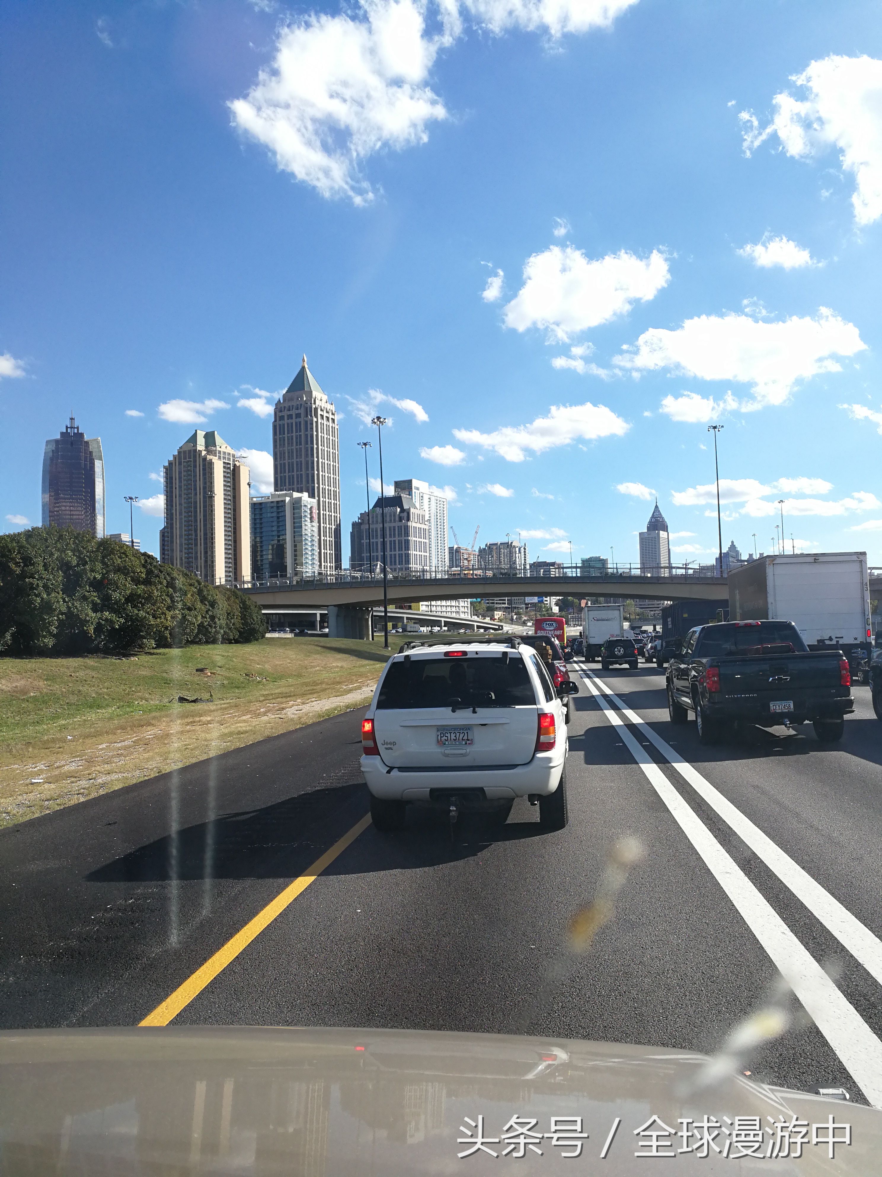 美国自驾游,中国驾照可以在美国开车吗?看看你就知道啦!