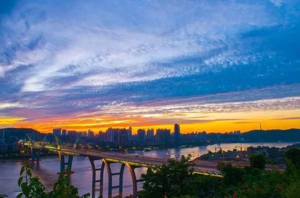 2017年四川21市州GDP火热出炉!你的家乡排第