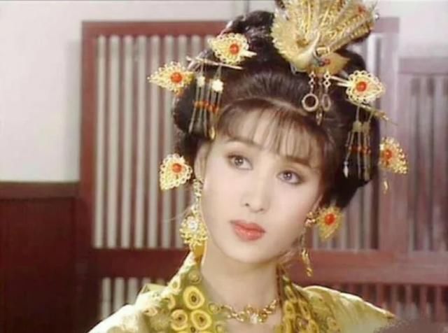 95版《武则天》里的妆容真是逆天了,网友:刘晓