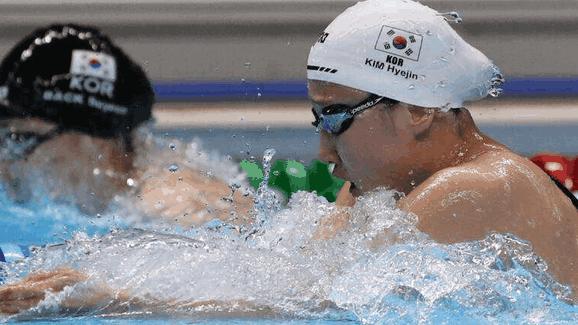 因为被踹某处! 中国游泳女队员把韩国人打了! 