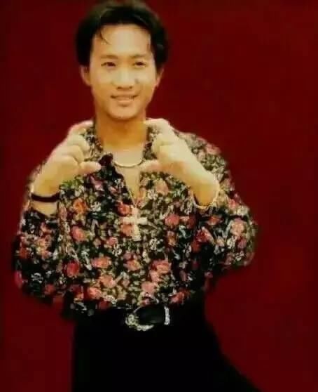 黄家驹的穿衣方式想尝试吗?