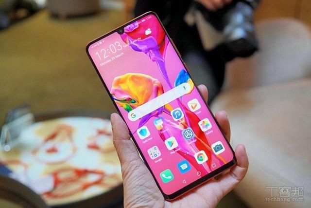 小米MIX3 5G手机正式开卖!荣耀20后天官宣!