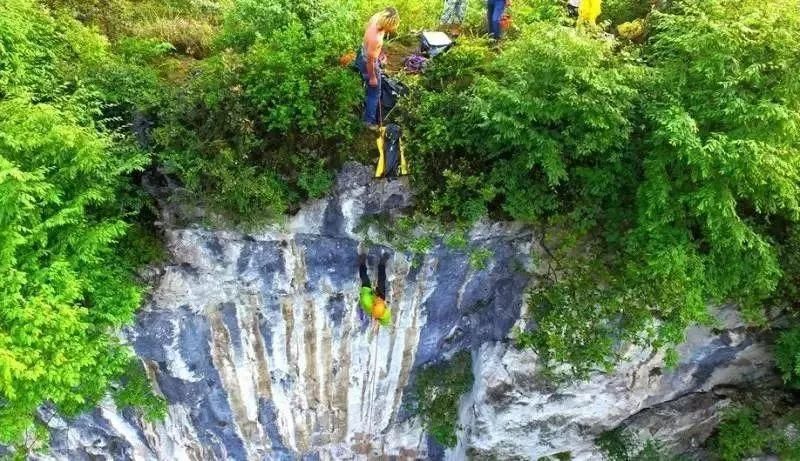 中国的世外桃源，64年不通公路，现仅8户人家的村落