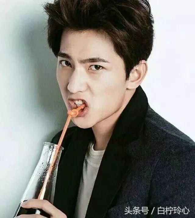 娱乐圈偶像并非完美,中国娱乐圈男性明星的小