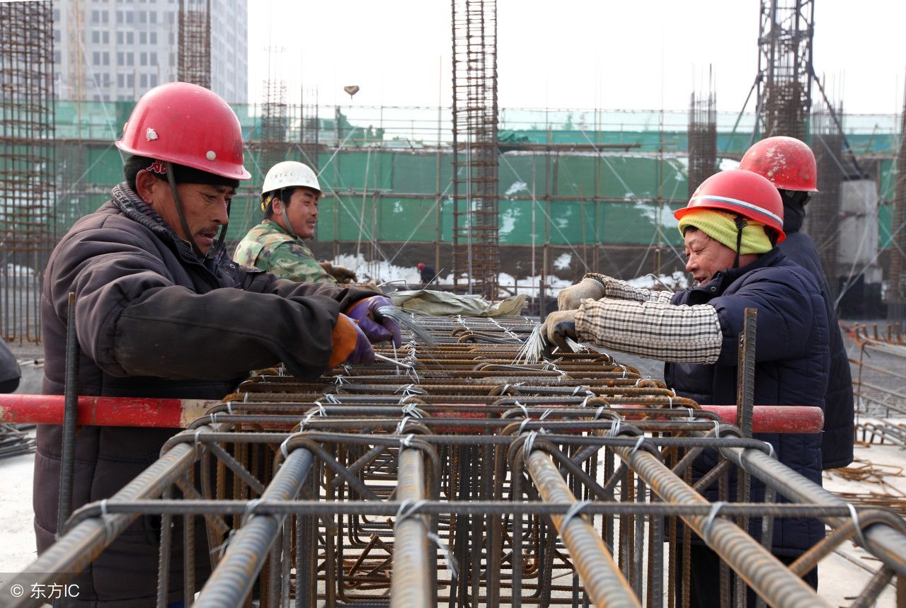 建筑工地上的真汉子-钢筋工,巾帼不让须眉,为建