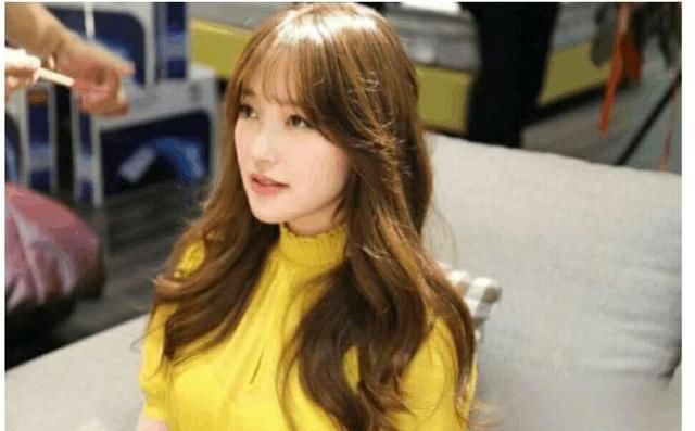 十八岁的天空你还记得吗?裴佩老师越来越漂亮了_【今日爆点】