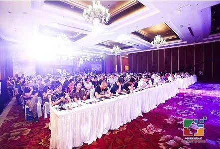 喜讯!斯可馨家居荣获 2017-2018十大软体家具