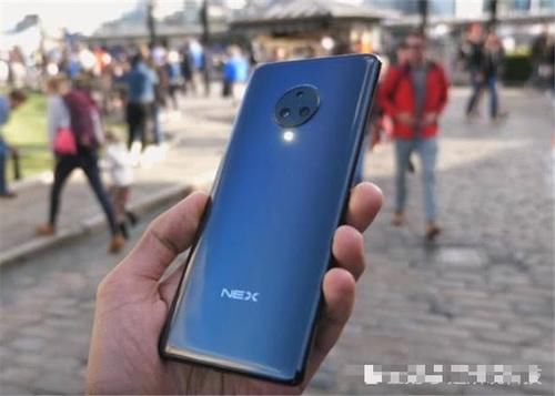 华为一年的手机销量多少