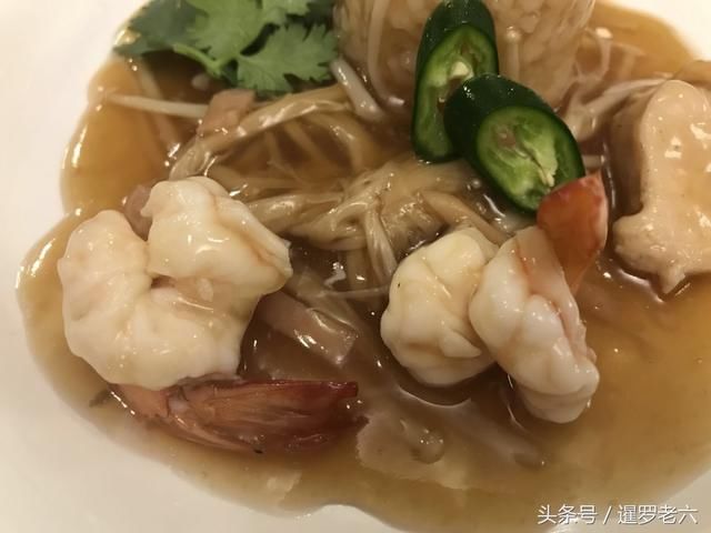 从没见过如此“抠门”的盖饭!饭量仅比拇指大,至少五份才能饱!