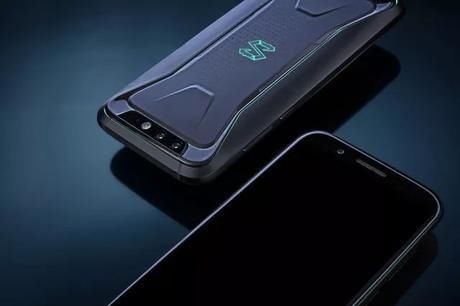 黑鲨手机爆红 京东成游戏手机的头号玩家