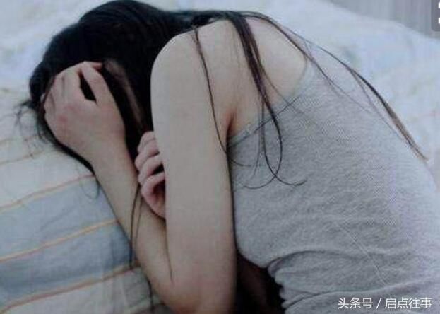 剖腹生下女儿老公很高兴，出了产房，医生告诉我快离婚