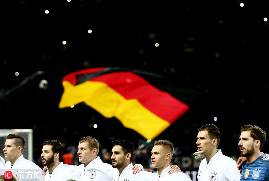 使命!当各国国歌在世界杯赛场奏响 有人放声高