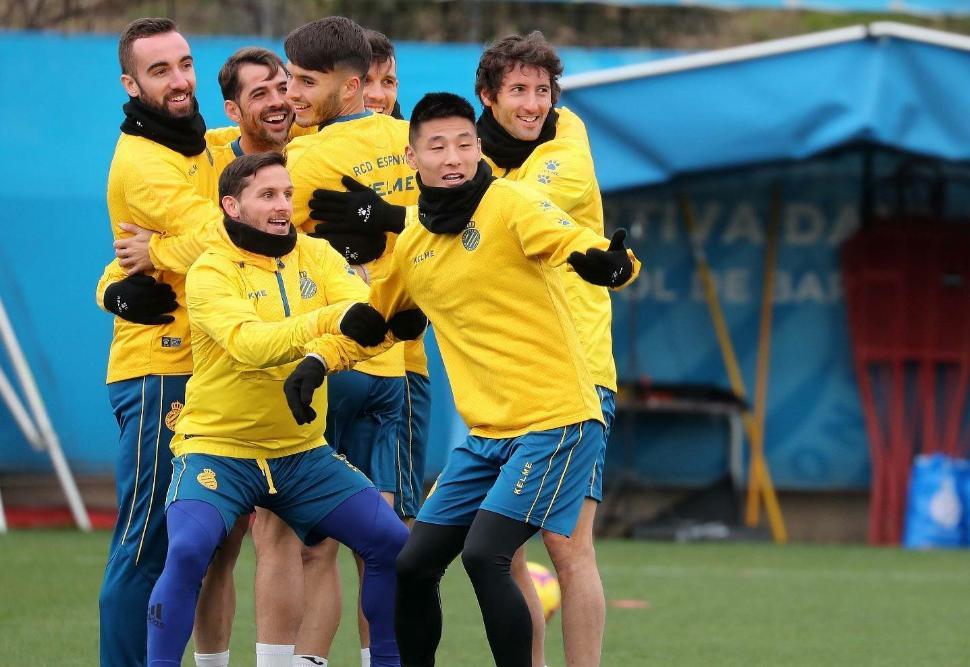 武磊进入西甲第22轮大名单,西班牙人主帅表示