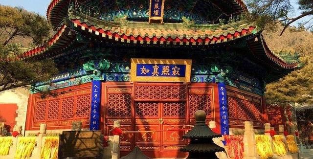 这座寺庙历代帝王都来进香，由武警站岗，地位远超少林寺！