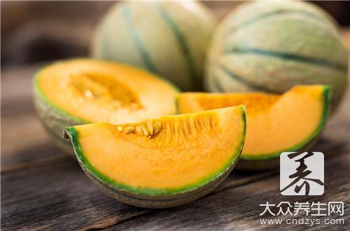 甜瓜和杏能一起吃吗