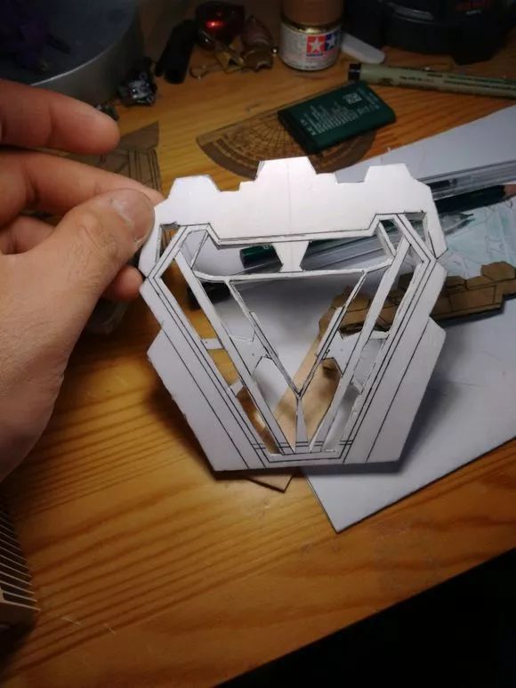 高能!粉丝自制钢铁侠MK50反应堆,《复联3》没