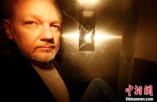 维基解密创始人阿桑奇在英国被判服刑50个星