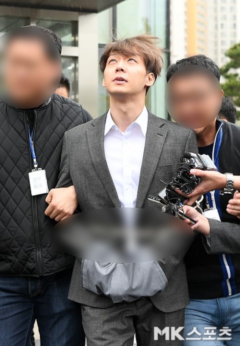 粉丝终于清醒!朴有天多个粉丝站关站